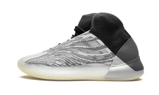 YEEZY QNTM QUANTUM