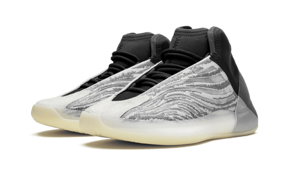 YEEZY QNTM QUANTUM
