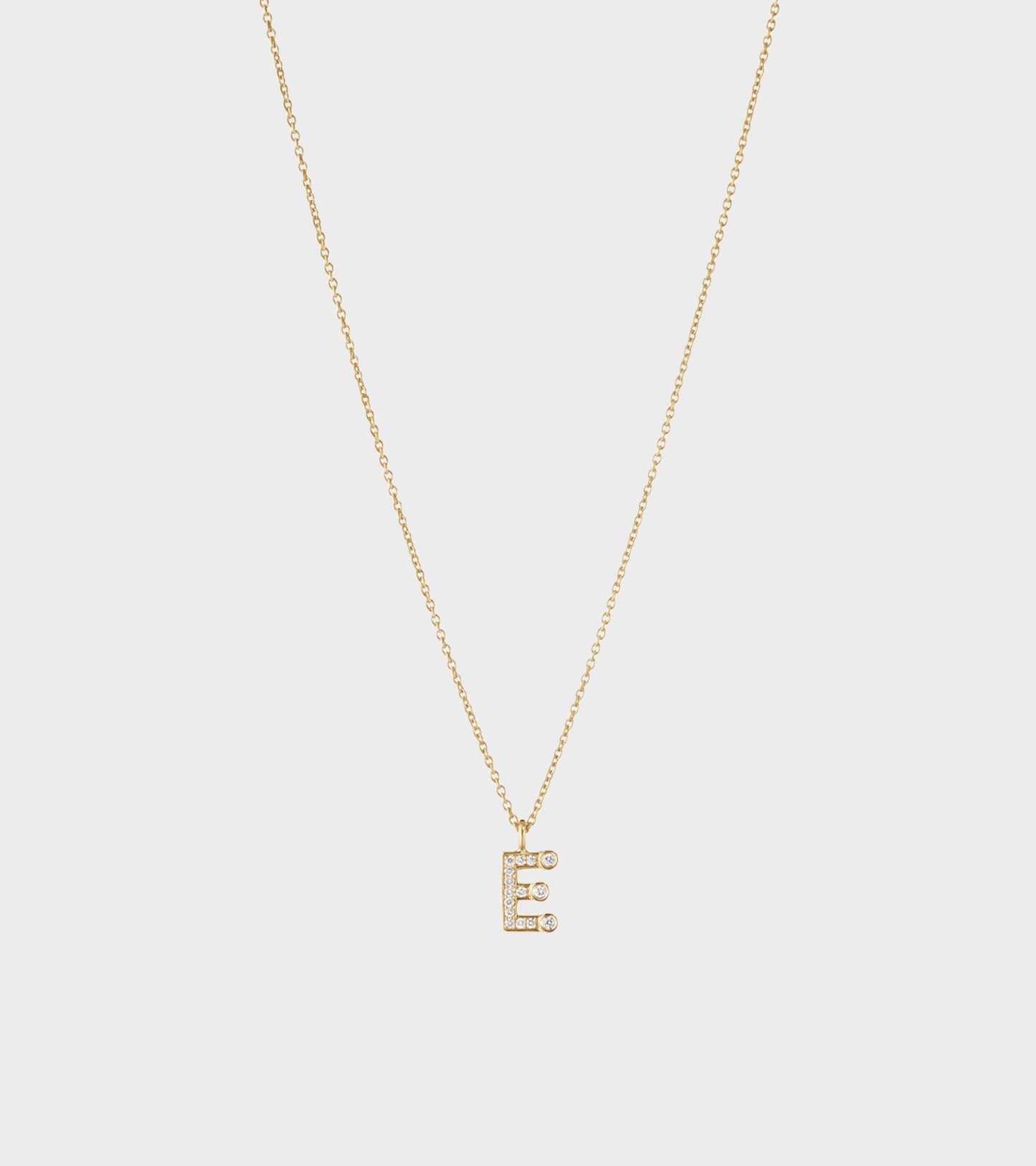 Simple E Necklace Gold