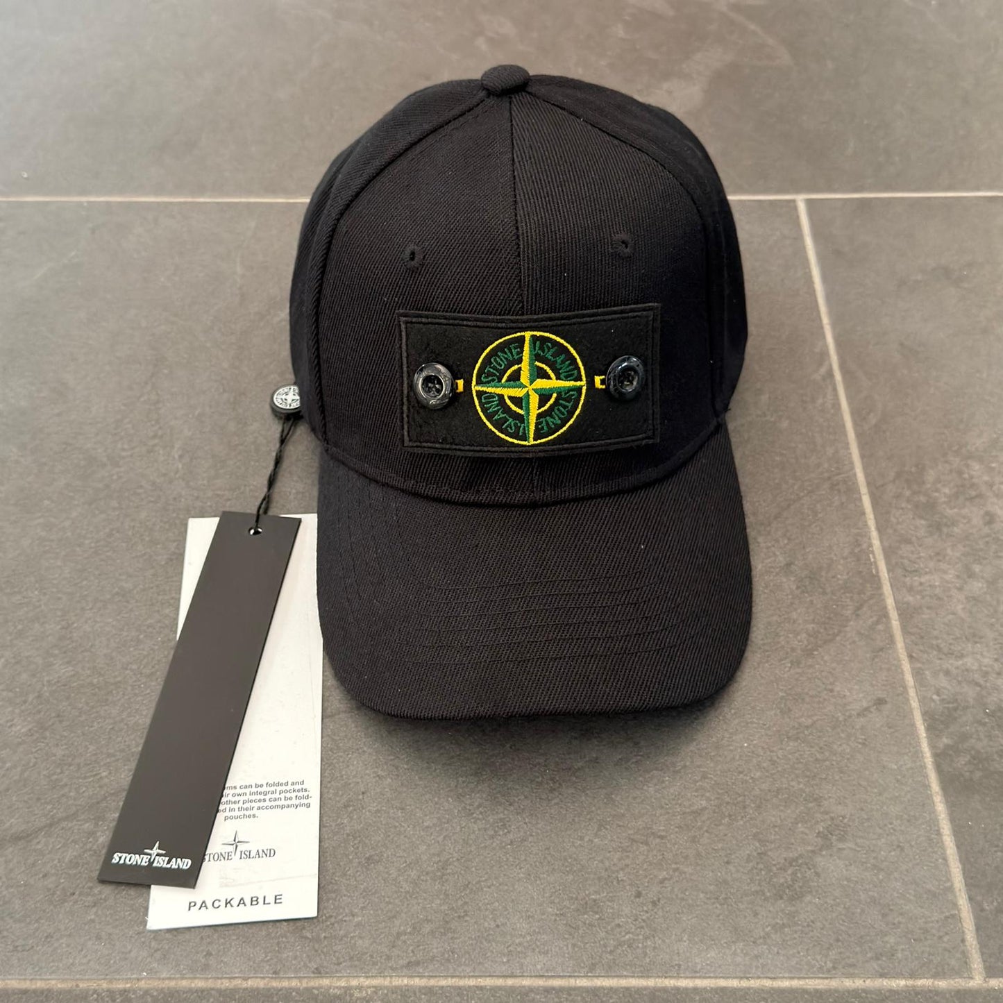 CAPPELLO BERRETTO CON VISIERA STONE ISLAND MISURA REGOLABILE