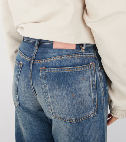 2021F Trafalgar Jeans Mid Blue