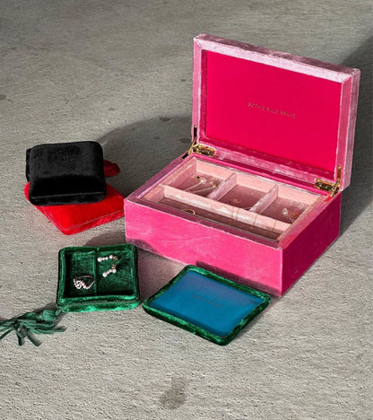 Velvet Box Black