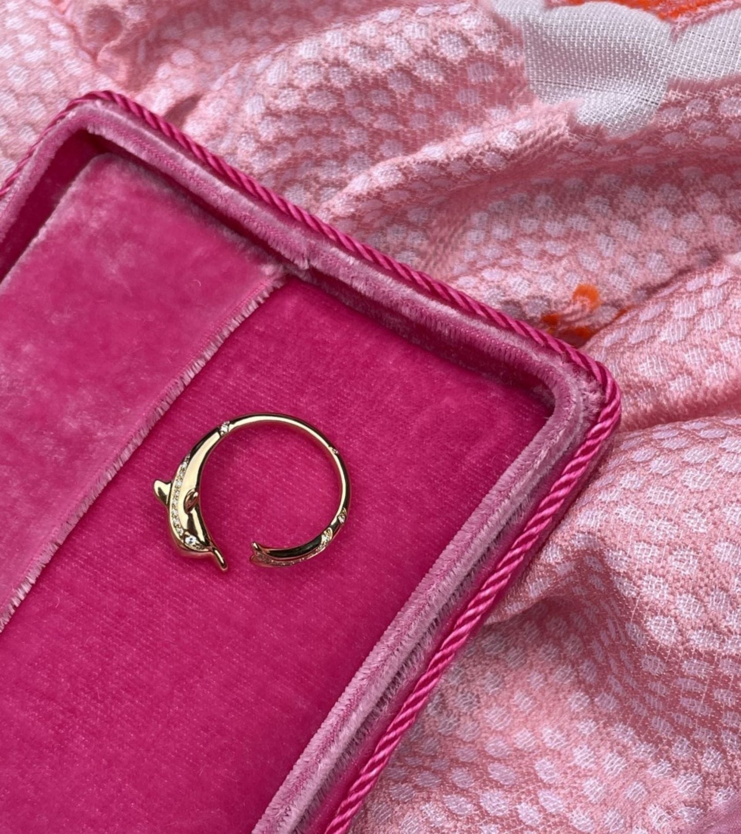 Dauphin Taylor Ring Gold