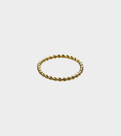 Twisted Ring Gold