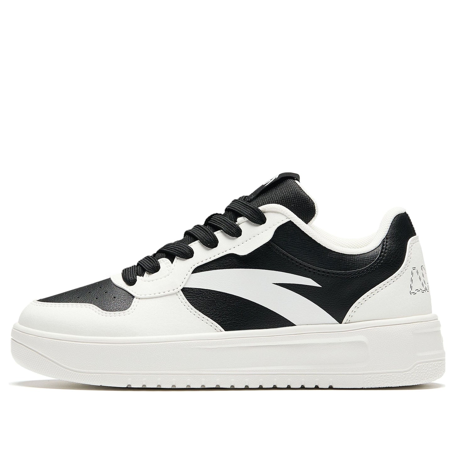 (WMNS) ANTA Skateboarding Series Sneakers 'White Black' 922418001Q-3