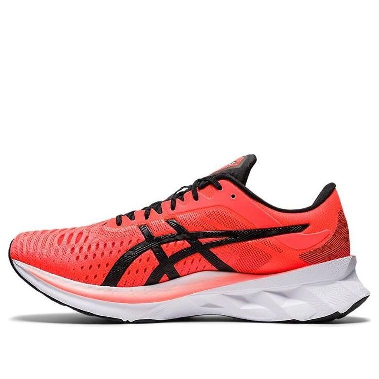 ASICS Novablast 'Tokyo' 1011B072-600