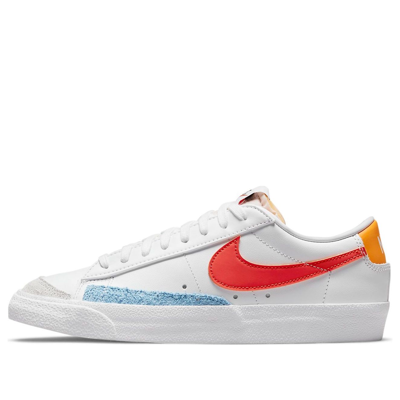 (WMNS) Nike Blazer Low '77 'White Orange' DC4769-105