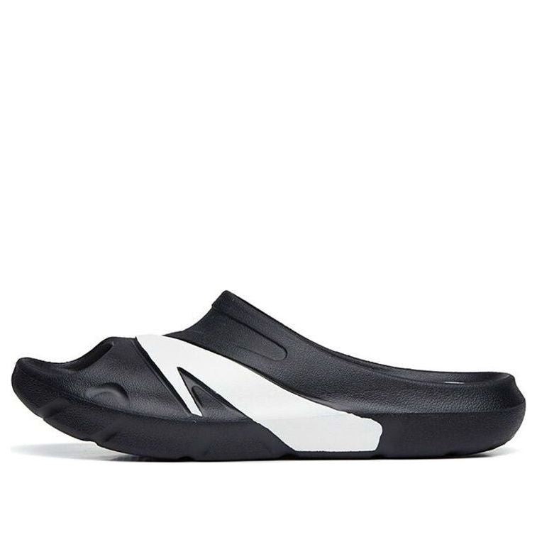 (WMNS) ANTA C37 Slides 'Black White' 922226992-3