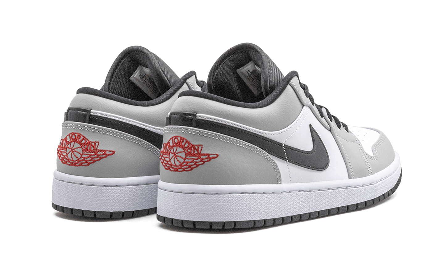 JORDAN 1 LOW SMOKE