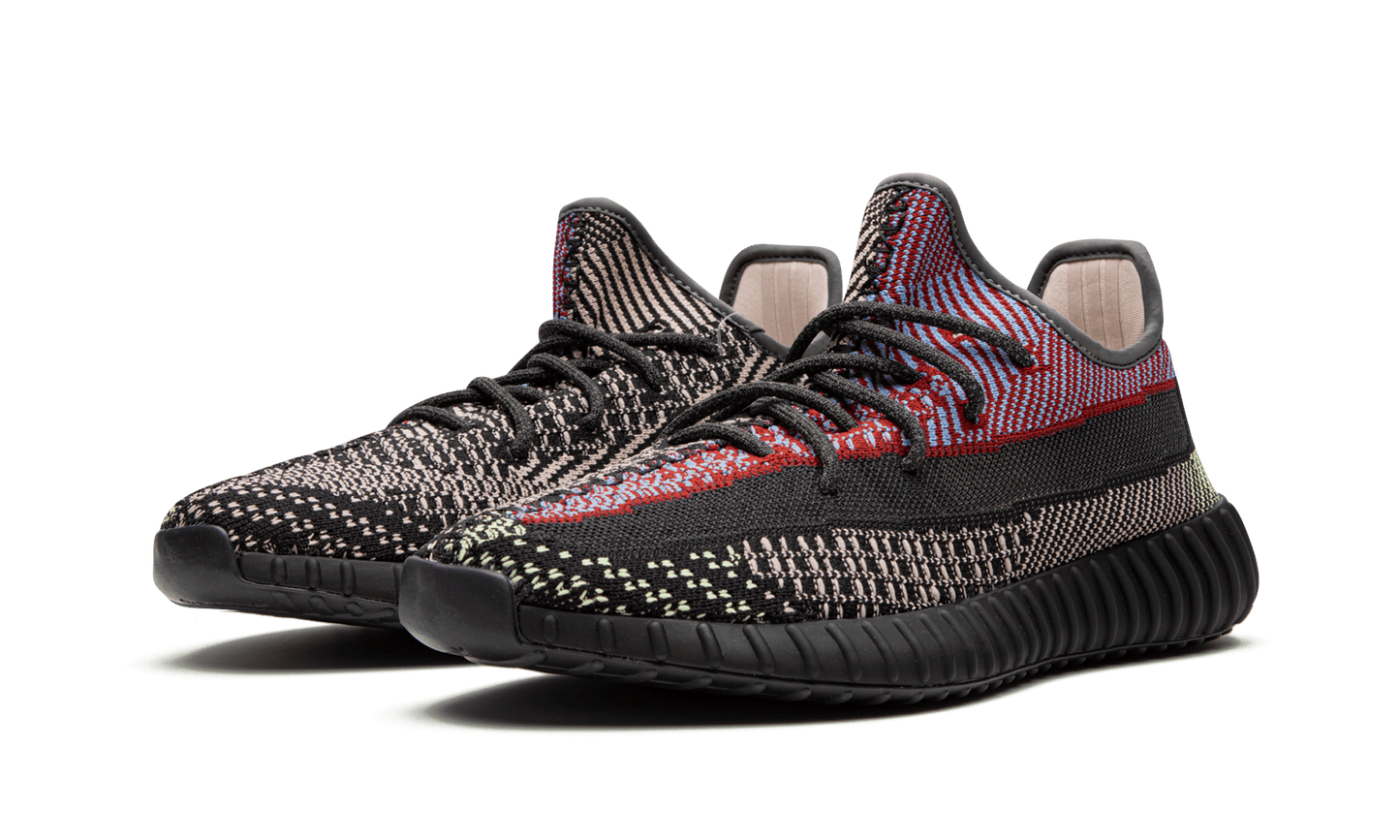 YEEZY 350 YECHEIL